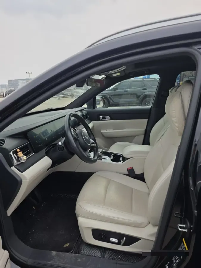 2021 Li ONE Range Extended 131HP REEV 40.5KWH,autocango,china used car exporter,china ev exporter,chinese used car exporter,chinese used ev exporter