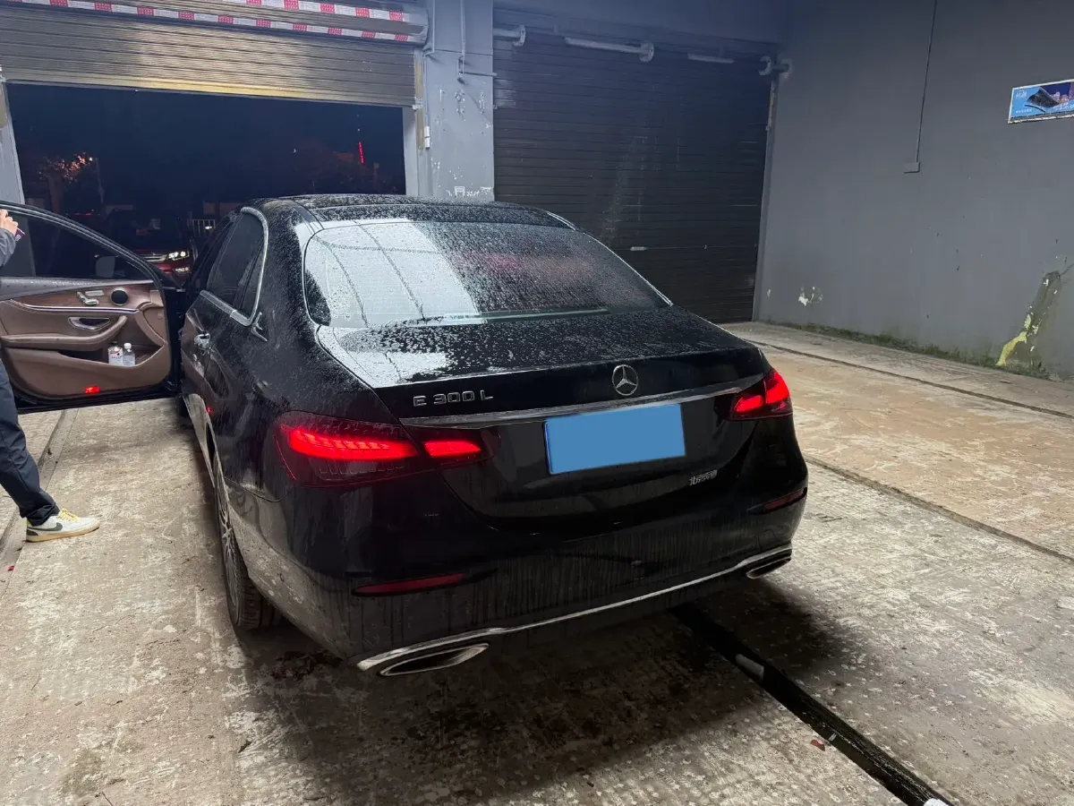 2023 Mercedes-Benz E Class 2.0T 197HP L4 9AT,autocango,china used car exporter,china ev exporter,chinese used car exporter,chinese used ev exporter