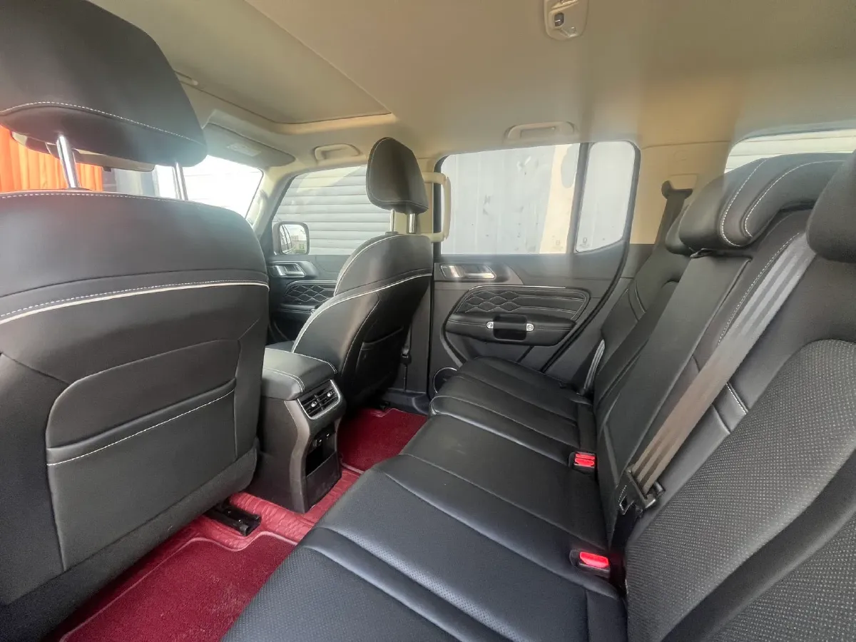 2023 Tank 300 2.0T 227HP L4 8AT,autocango,china used car exporter,china ev exporter,chinese used car exporter,chinese used ev exporter