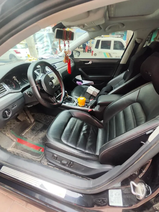 2017 Volkswagen Passat 1.8T 180HP L4 7DCT,autocango,china used car exporter,china ev exporter,chinese used car exporter,chinese used ev exporter