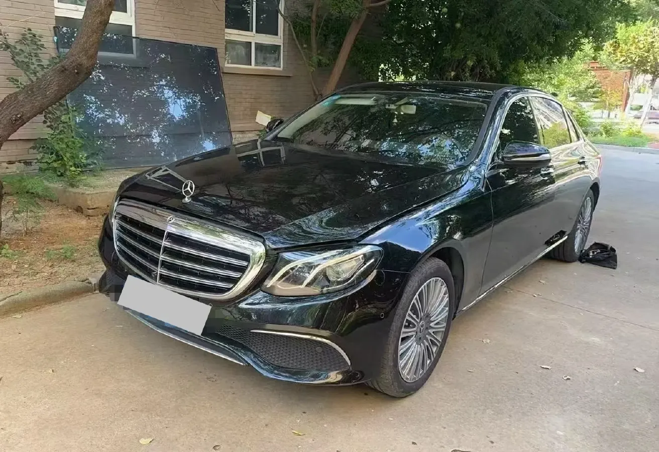 2020 Mercedes-Benz E Class 2.0T 258HP L4 9AT,autocango,china used car exporter,china ev exporter,chinese used car exporter,chinese used ev exporter