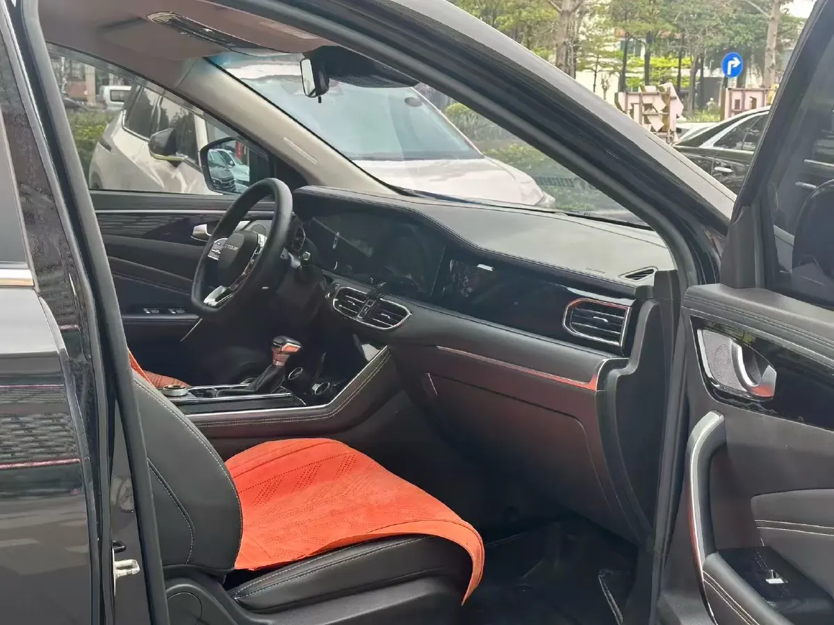 2020 Jetour X90 1.6T 197HP L4 7DCT,autocango,china used car exporter,china ev exporter,chinese used car exporter,chinese used ev exporter