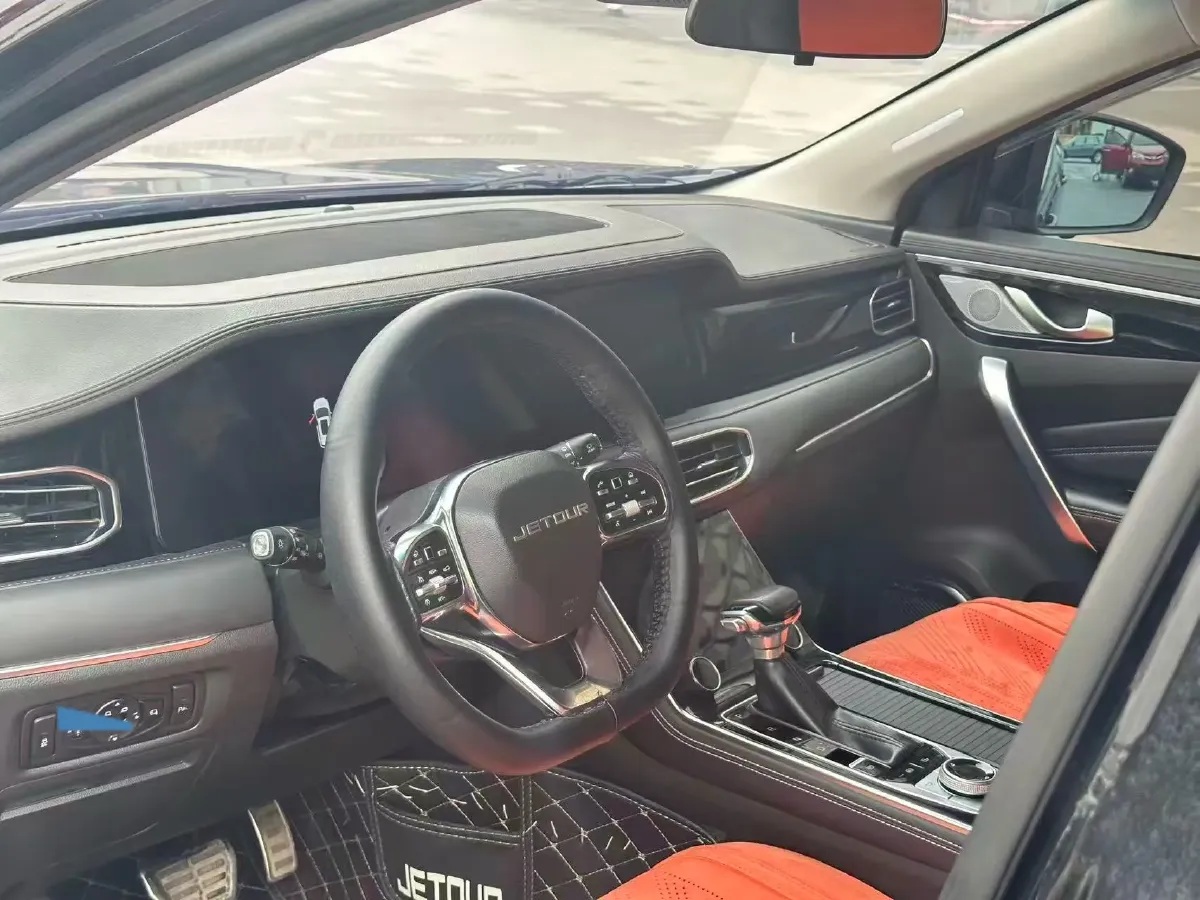 2020 Jetour X90 1.6T 197HP L4 7DCT,autocango,china used car exporter,china ev exporter,chinese used car exporter,chinese used ev exporter