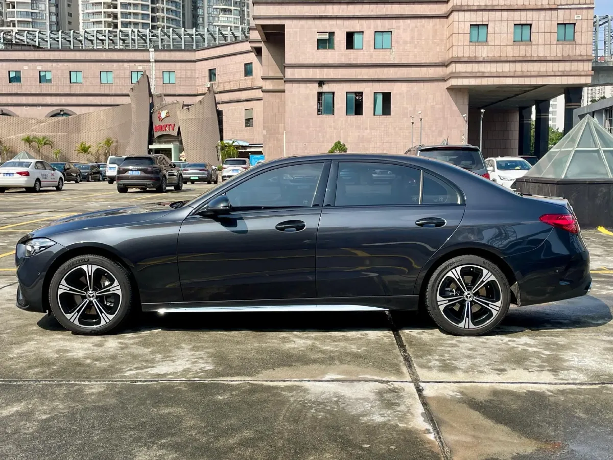 2022 Mercedes-Benz C Class 1.5T 204HP L4 9AT,autocango,china used car exporter,china ev exporter,chinese used car exporter,chinese used ev exporter