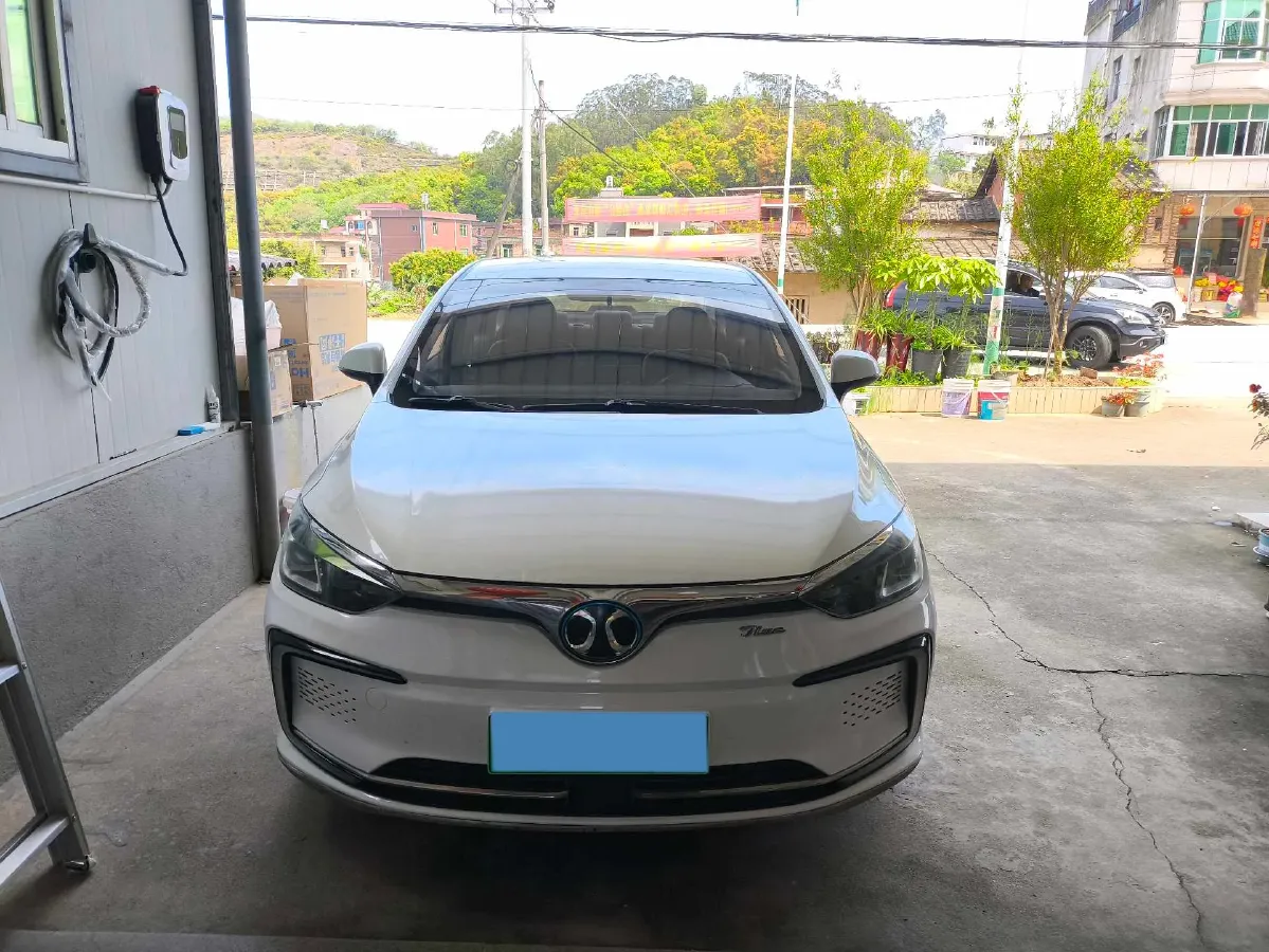 2018 BeiJing Auto EU5 BEV 53.66KWH,autocango,china used car exporter,china ev exporter,chinese used car exporter,chinese used ev exporter