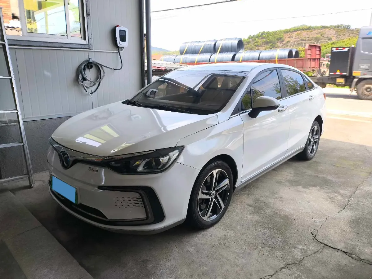 2018 BeiJing Auto EU5 BEV 53.66KWH,autocango,china used car exporter,china ev exporter,chinese used car exporter,chinese used ev exporter