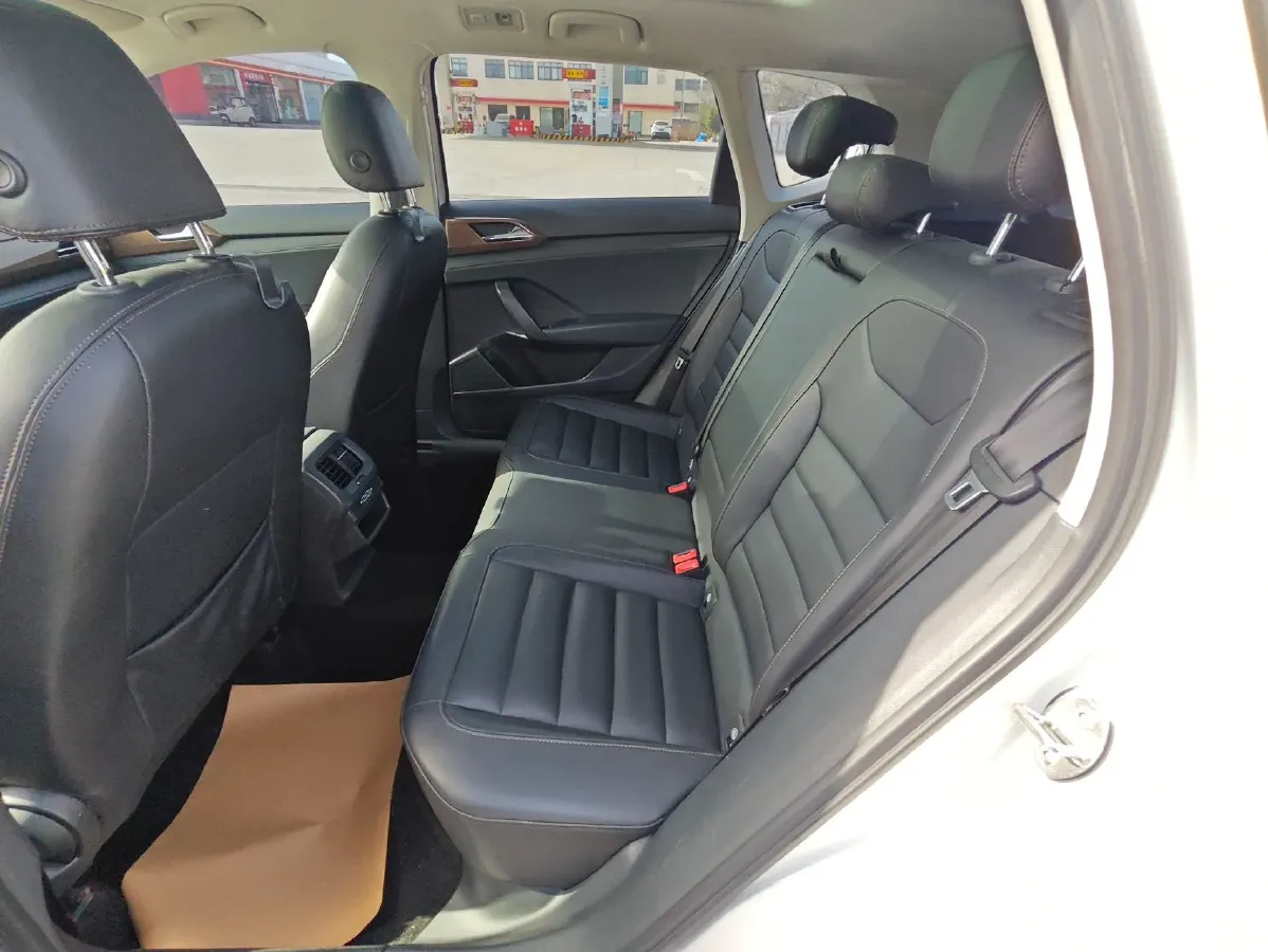 2021 Volkswagen Tharu 1.4T 150HP L4 7DCT,autocango,china used car exporter,china ev exporter,chinese used car exporter,chinese used ev exporter