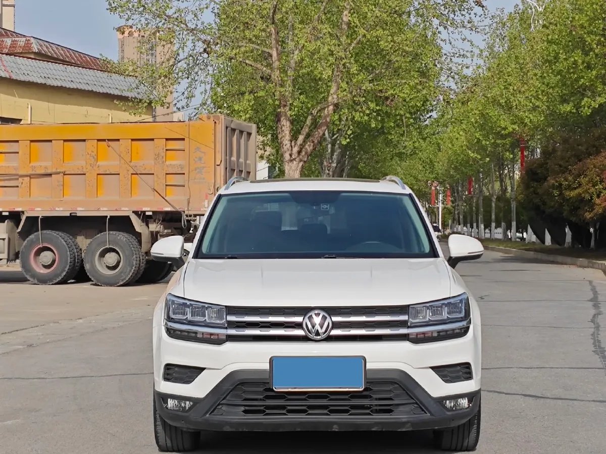 2021 Volkswagen Tharu 1.4T 150HP L4 7DCT,autocango,china used car exporter,china ev exporter,chinese used car exporter,chinese used ev exporter