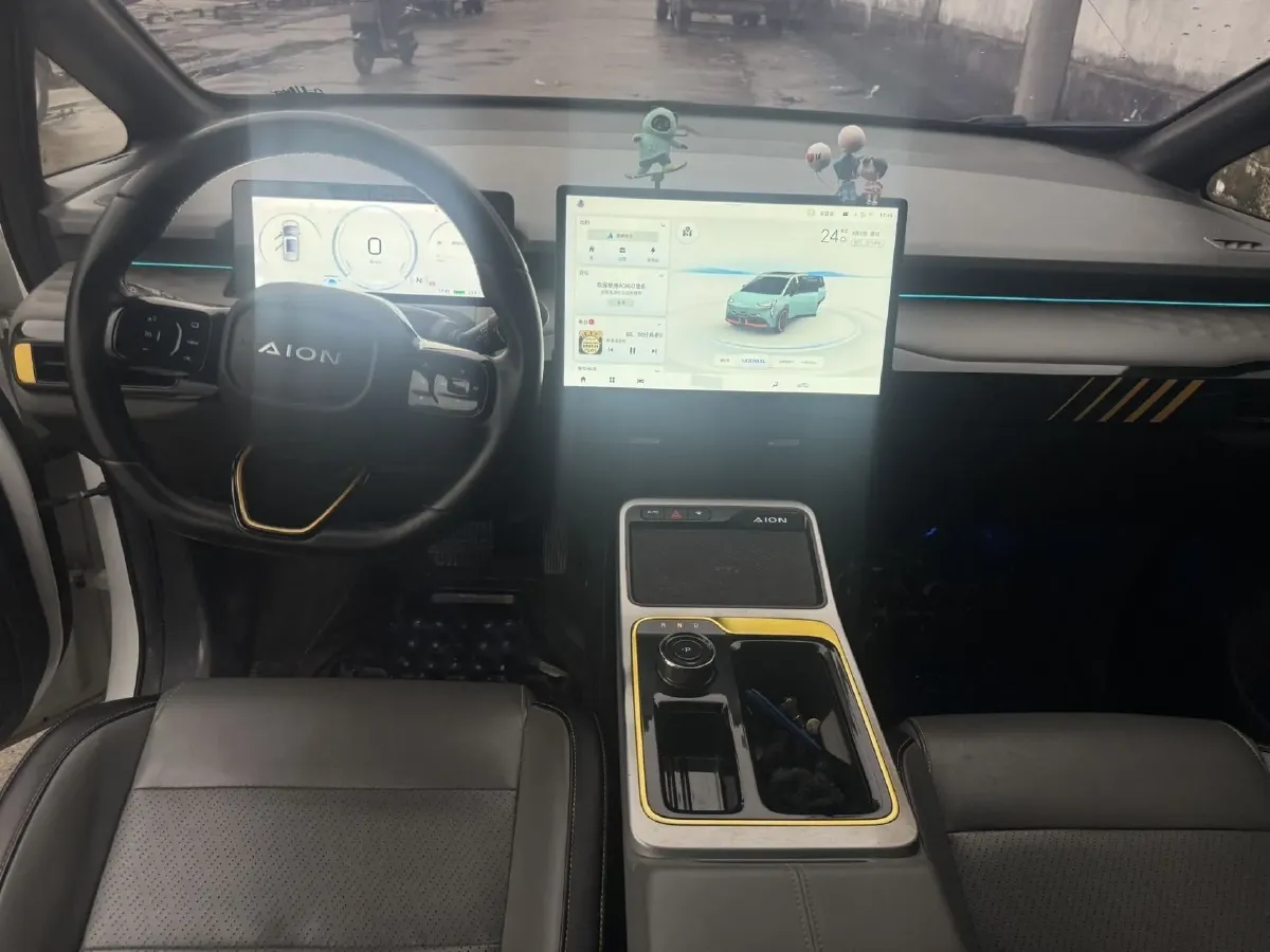 2022 Geely Okavango 1.8T 184HP L4 7DCT,autocango,china used car exporter,china ev exporter,chinese used car exporter,chinese used ev exporter