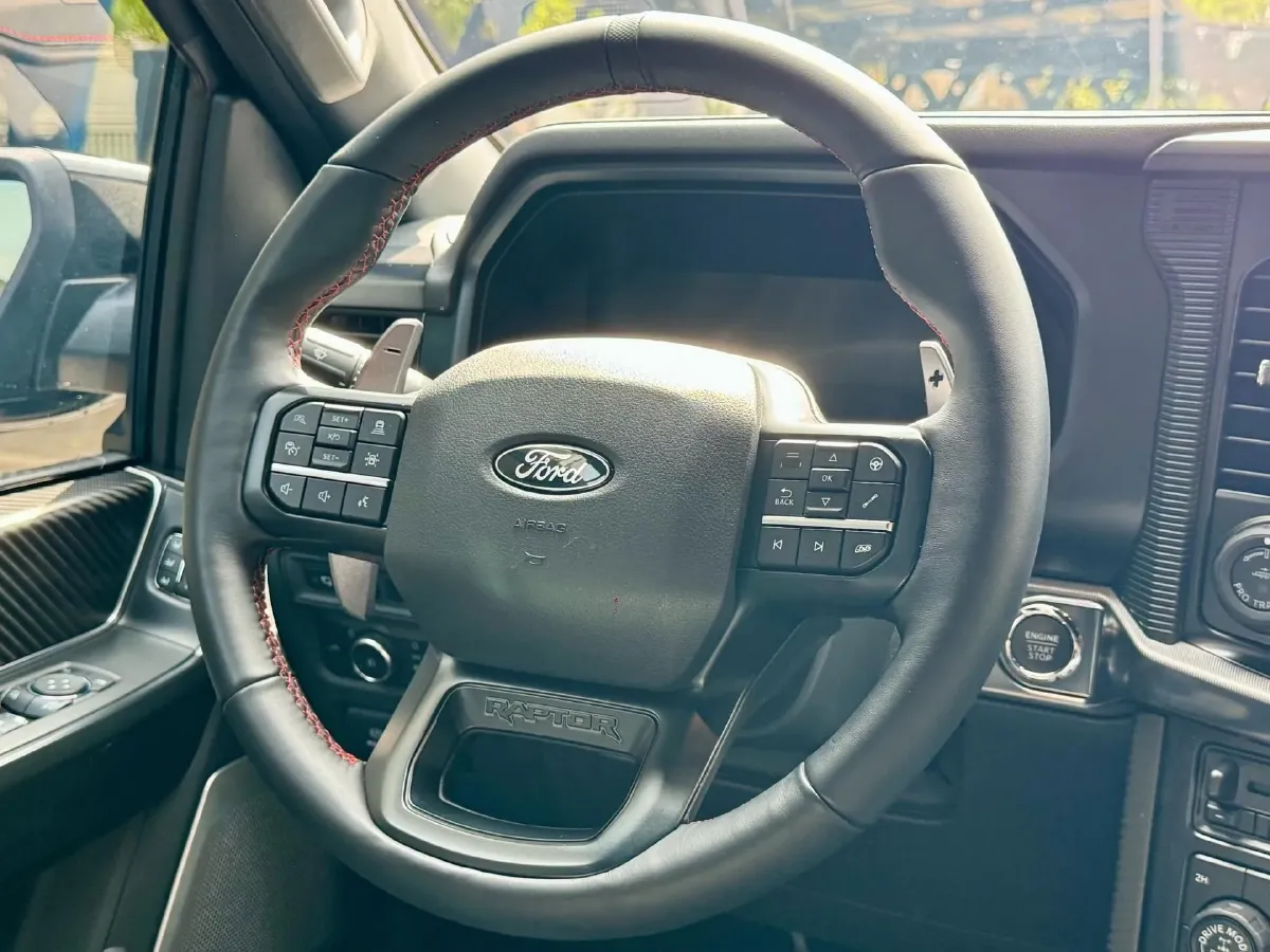 2024 M Hero WarriorM800 1.5T 197HP L4 2AT REEV 65.8KWH,autocango,china used car exporter,china ev exporter,chinese used car exporter,chinese used ev exporter