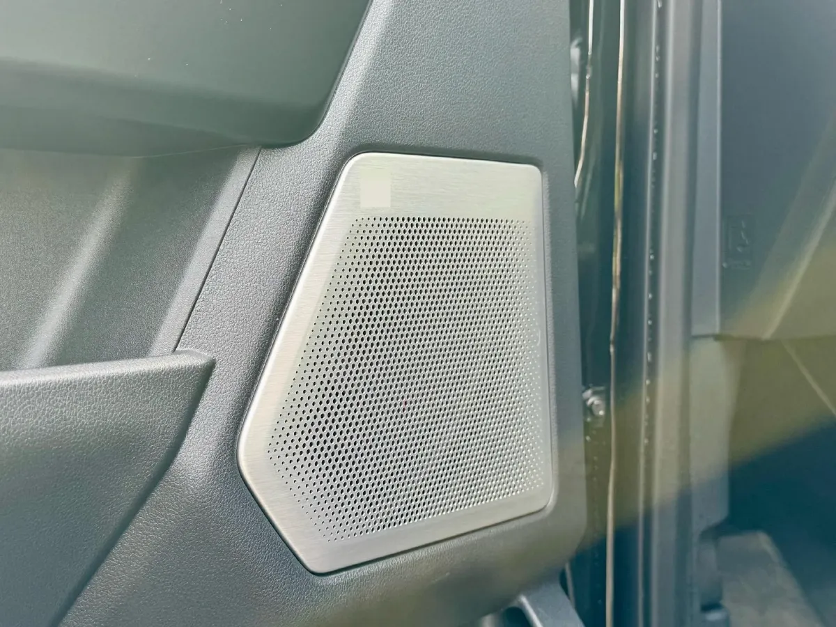 2024 M Hero WarriorM800 1.5T 197HP L4 2AT REEV 65.8KWH,autocango,china used car exporter,china ev exporter,chinese used car exporter,chinese used ev exporter