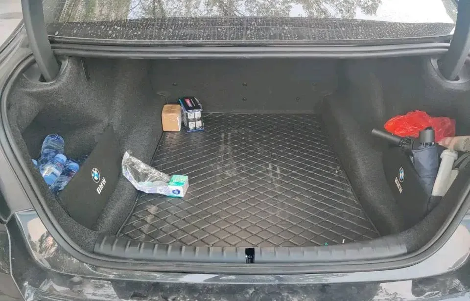 2022 BMW 5 Series 2.0T 252HP L4 8AT,autocango,china used car exporter,china ev exporter,chinese used car exporter,chinese used ev exporter