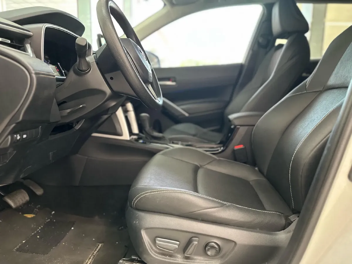 2023 Toyota Frontlander 2.0L 171HP L4 CVT,autocango,china used car exporter,china ev exporter,chinese used car exporter,chinese used ev exporter