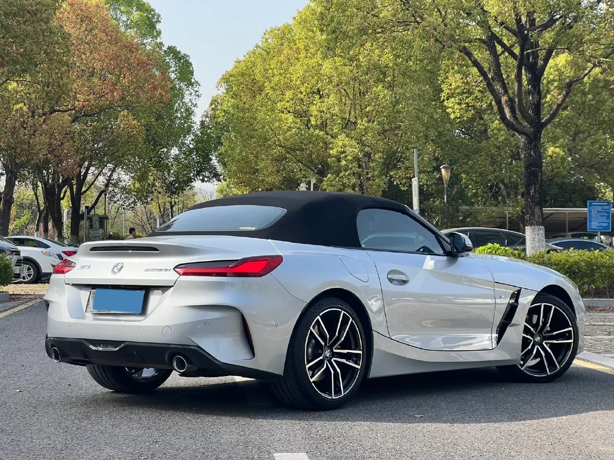 2022 BMW Z4 2.0T 197HP L4 8AT,autocango,china used car exporter,china ev exporter,chinese used car exporter,chinese used ev exporter