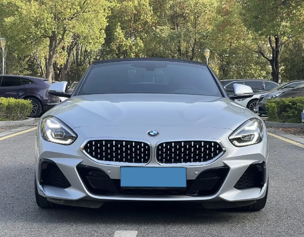 2022 BMW Z4 2.0T 197HP L4 8AT,autocango,china used car exporter,china ev exporter,chinese used car exporter,chinese used ev exporter