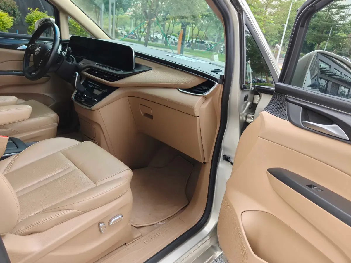 2021 Buick GL8 2.0T 237HP L4 9AT,autocango,china used car exporter,china ev exporter,chinese used car exporter,chinese used ev exporter