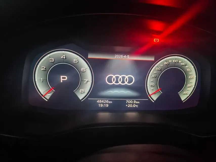 2024 Audi A6L 2.0T 245HP L4 7DCT,autocango,china used car exporter,china ev exporter,chinese used car exporter,chinese used ev exporter