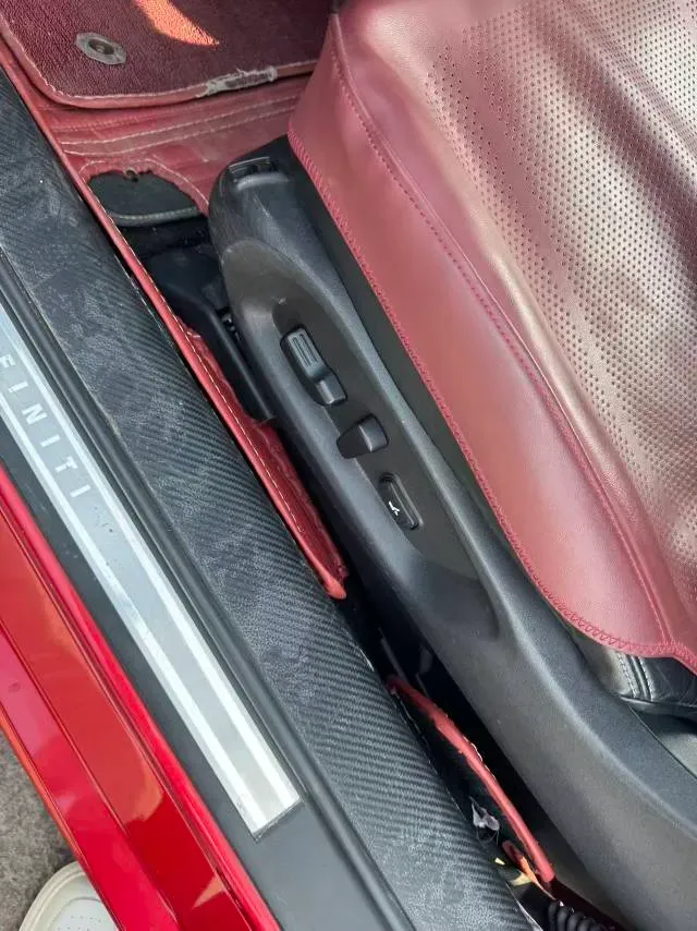 2017 Infiniti Q60 2.0T 211HP L4 7AT,autocango,china used car exporter,china ev exporter,chinese used car exporter,chinese used ev exporter