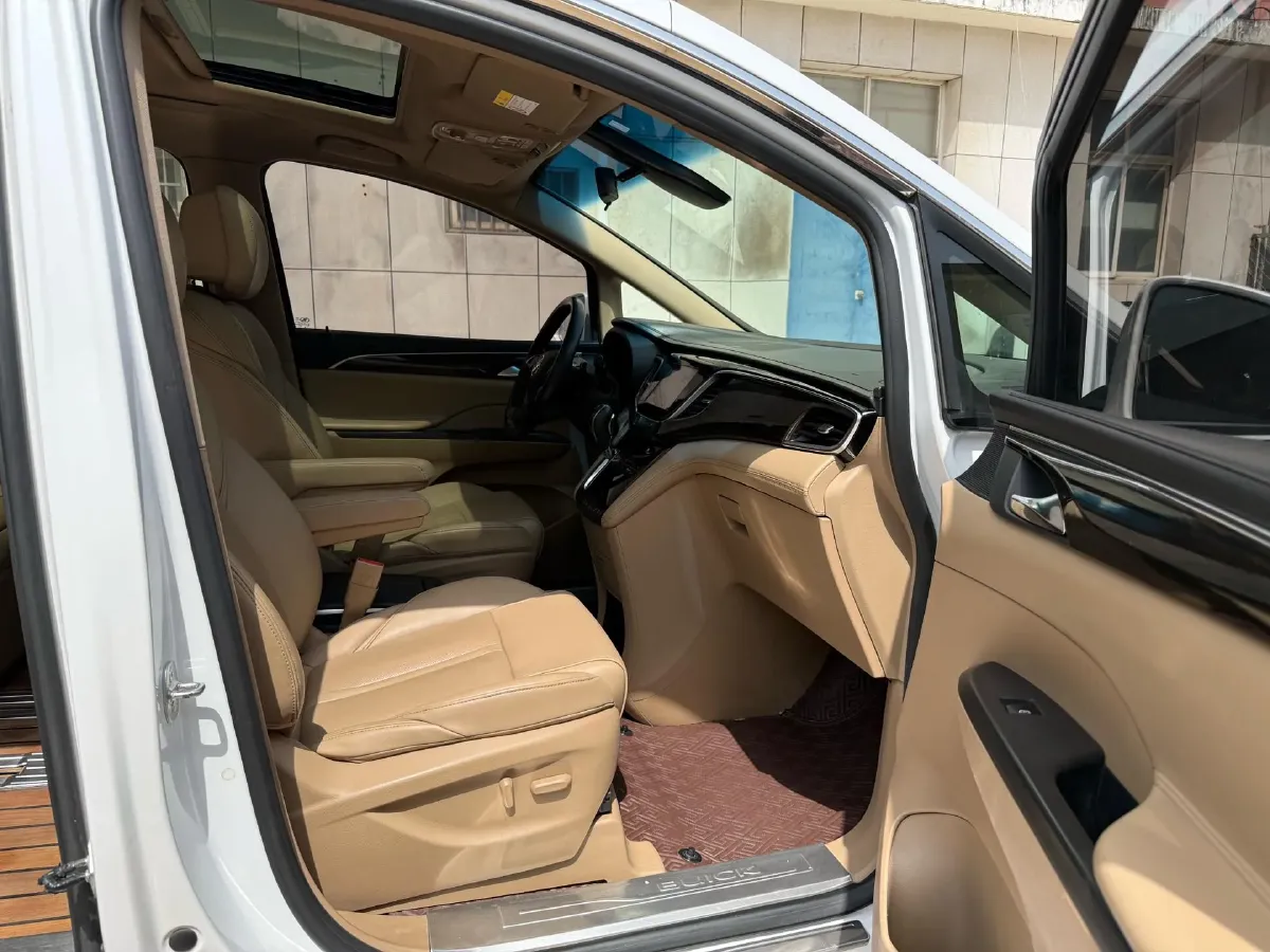 2018 Buick GL8 2.0T 260HP L4 6AT,autocango,china used car exporter,china ev exporter,chinese used car exporter,chinese used ev exporter