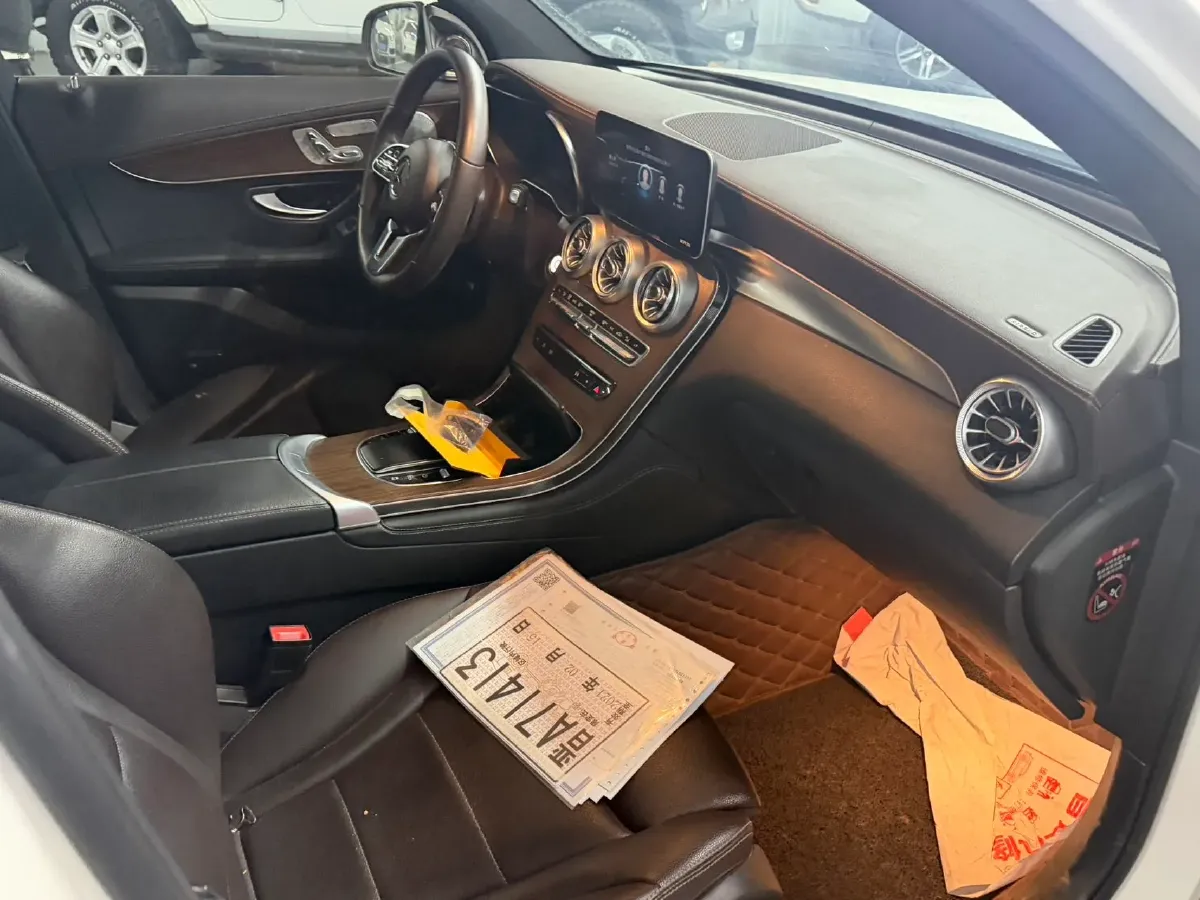 2021 Mercedes-Benz GLC Class 2.0T 258HP L4 9AT,autocango,china used car exporter,china ev exporter,chinese used car exporter,chinese used ev exporter