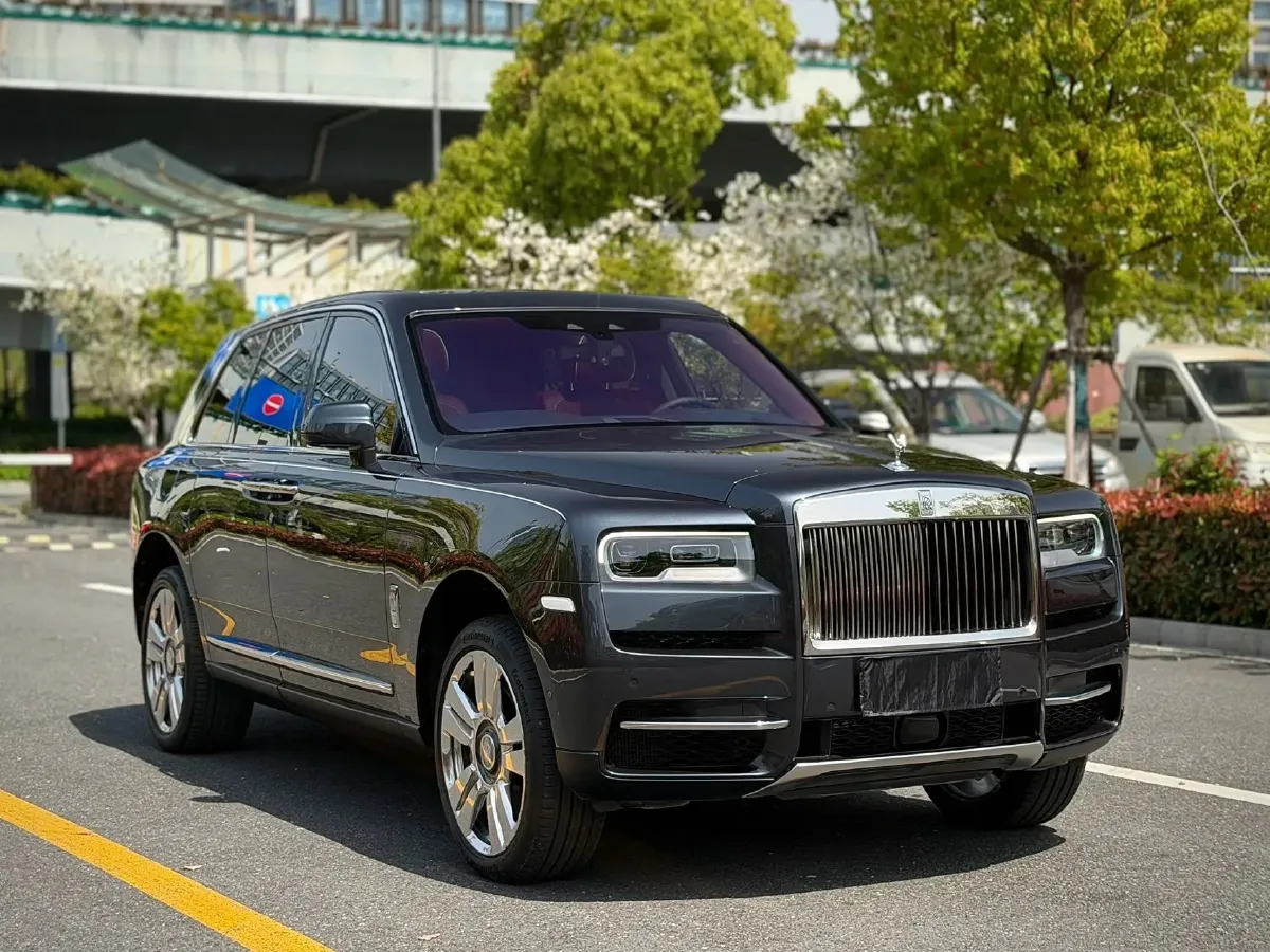 2018 Rolls-Royce Cullinan 6.7T 571HP V12 8AT,autocango,china used car exporter,china ev exporter,chinese used car exporter,chinese used ev exporter