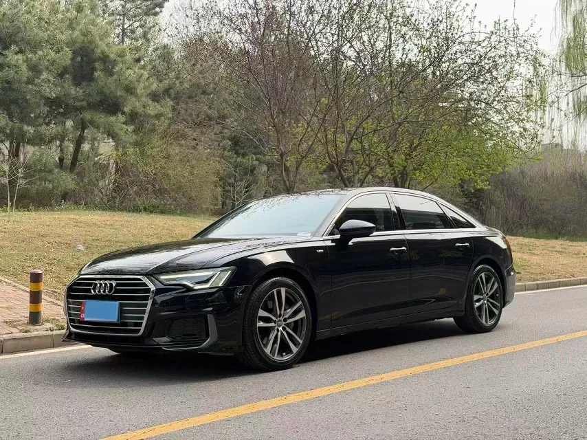 2020 Audi A6L 2.0T 190HP L4 7DCT,autocango,china used car exporter,china ev exporter,chinese used car exporter,chinese used ev exporter