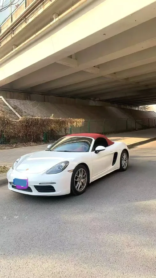 2020 Porsche 718 2.0T 250HP H4 7DCT,autocango,china used car exporter,china ev exporter,chinese used car exporter,chinese used ev exporter