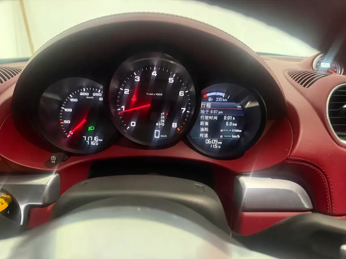 2020 Porsche 718 2.0T 250HP H4 7DCT,autocango,china used car exporter,china ev exporter,chinese used car exporter,chinese used ev exporter