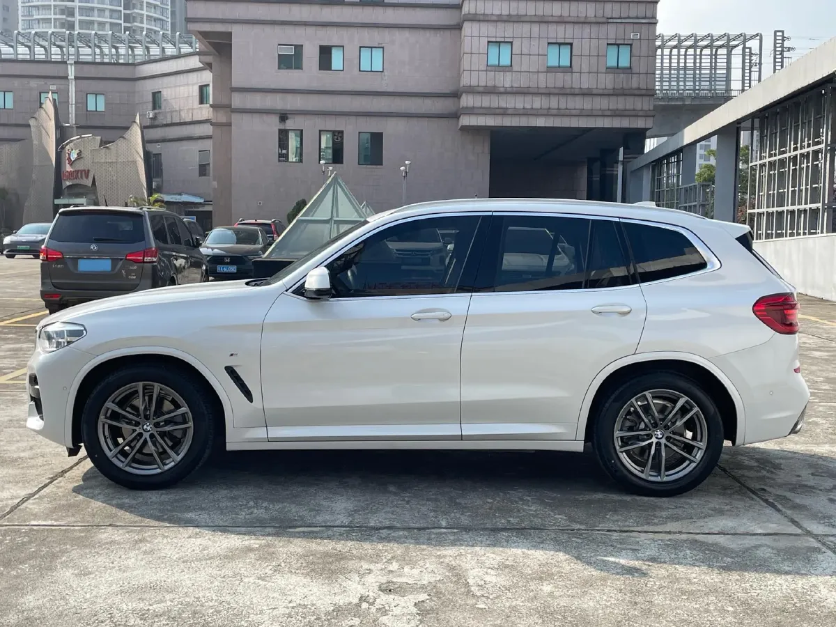 2020 BMW X3 2.0T 184HP L4 8AT,autocango,china used car exporter,china ev exporter,chinese used car exporter,chinese used ev exporter