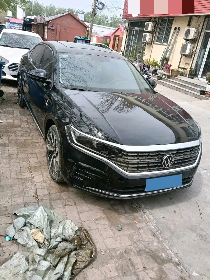 2025 Volkswagen Passat 2.0T 220HP L4 7DCT,autocango,china used car exporter,china ev exporter,chinese used car exporter,chinese used ev exporter