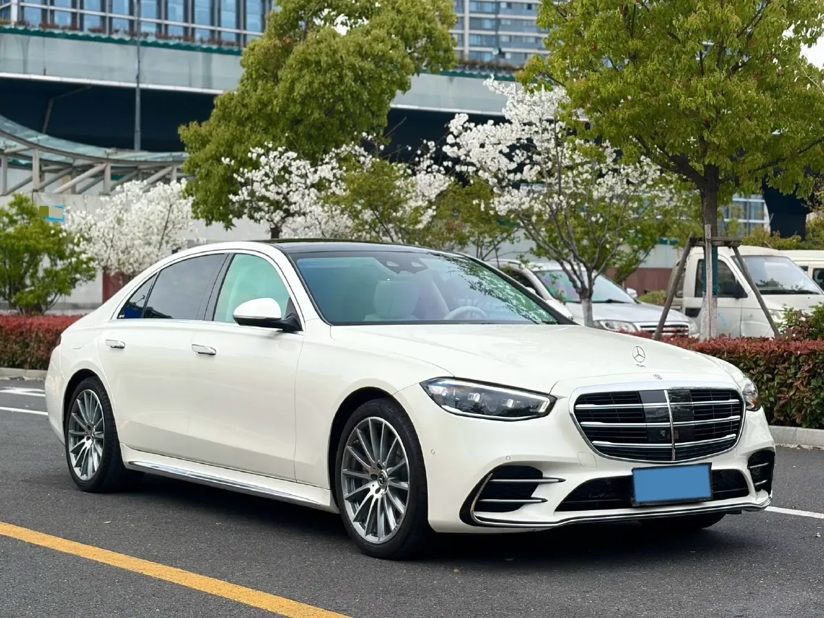 2022 Mercedes-Benz S Class 2.5T 367HP L6 9AT,autocango,china used car exporter,china ev exporter,chinese used car exporter,chinese used ev exporter