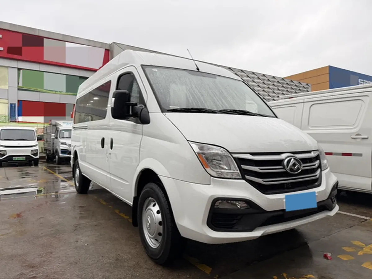 2025 MAXUS XinTu V80 2.0T 147HP L4 6MT,autocango,china used car exporter,china ev exporter,chinese used car exporter,chinese used ev exporter