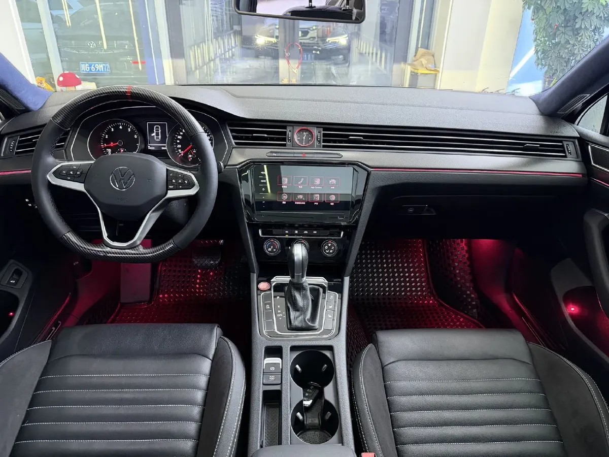 2020 Volkswagen Magotan 1.4T 150HP L4 7DCT,autocango,china used car exporter,china ev exporter,chinese used car exporter,chinese used ev exporter