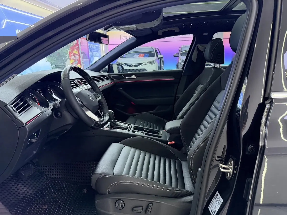 2020 Volkswagen Magotan 1.4T 150HP L4 7DCT,autocango,china used car exporter,china ev exporter,chinese used car exporter,chinese used ev exporter