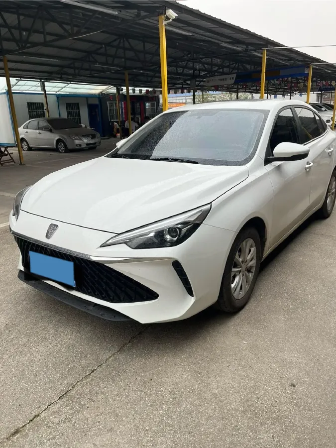 2023 Roewe i5 1.5L 129HP L4 CVT,autocango,china used car exporter,china ev exporter,chinese used car exporter,chinese used ev exporter