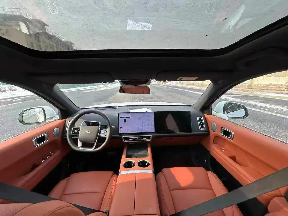 2025 Li L6 Range Extended 154HP L4 REEV,autocango,china used car exporter,china ev exporter,chinese used car exporter,chinese used ev exporter