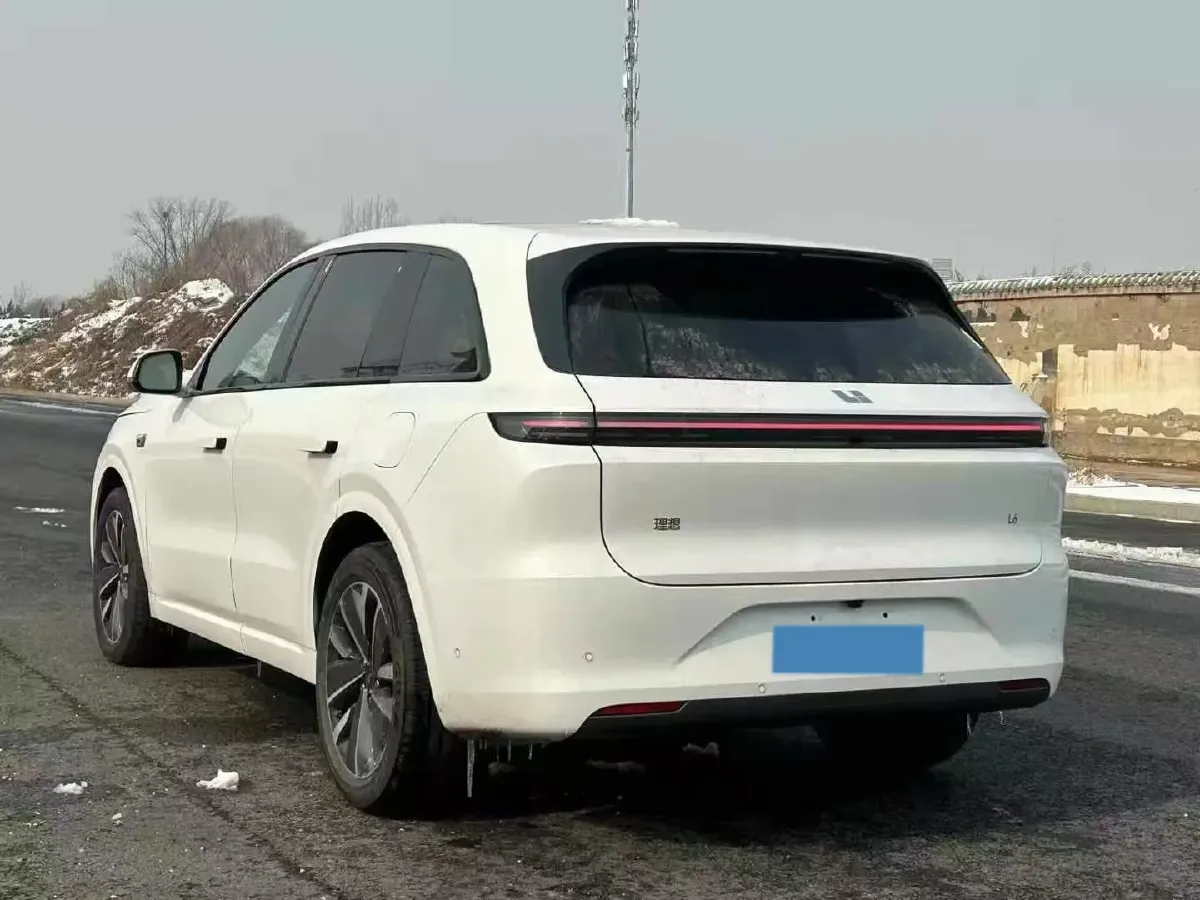 2025 Li L6 Range Extended 154HP L4 REEV,autocango,china used car exporter,china ev exporter,chinese used car exporter,chinese used ev exporter