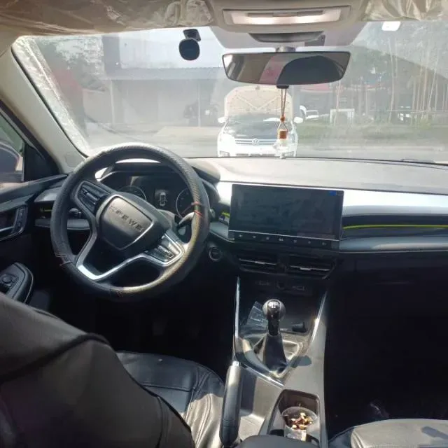 2021 Roewe i5 1.5L 120HP L4 5MT,autocango,china used car exporter,china ev exporter,chinese used car exporter,chinese used ev exporter