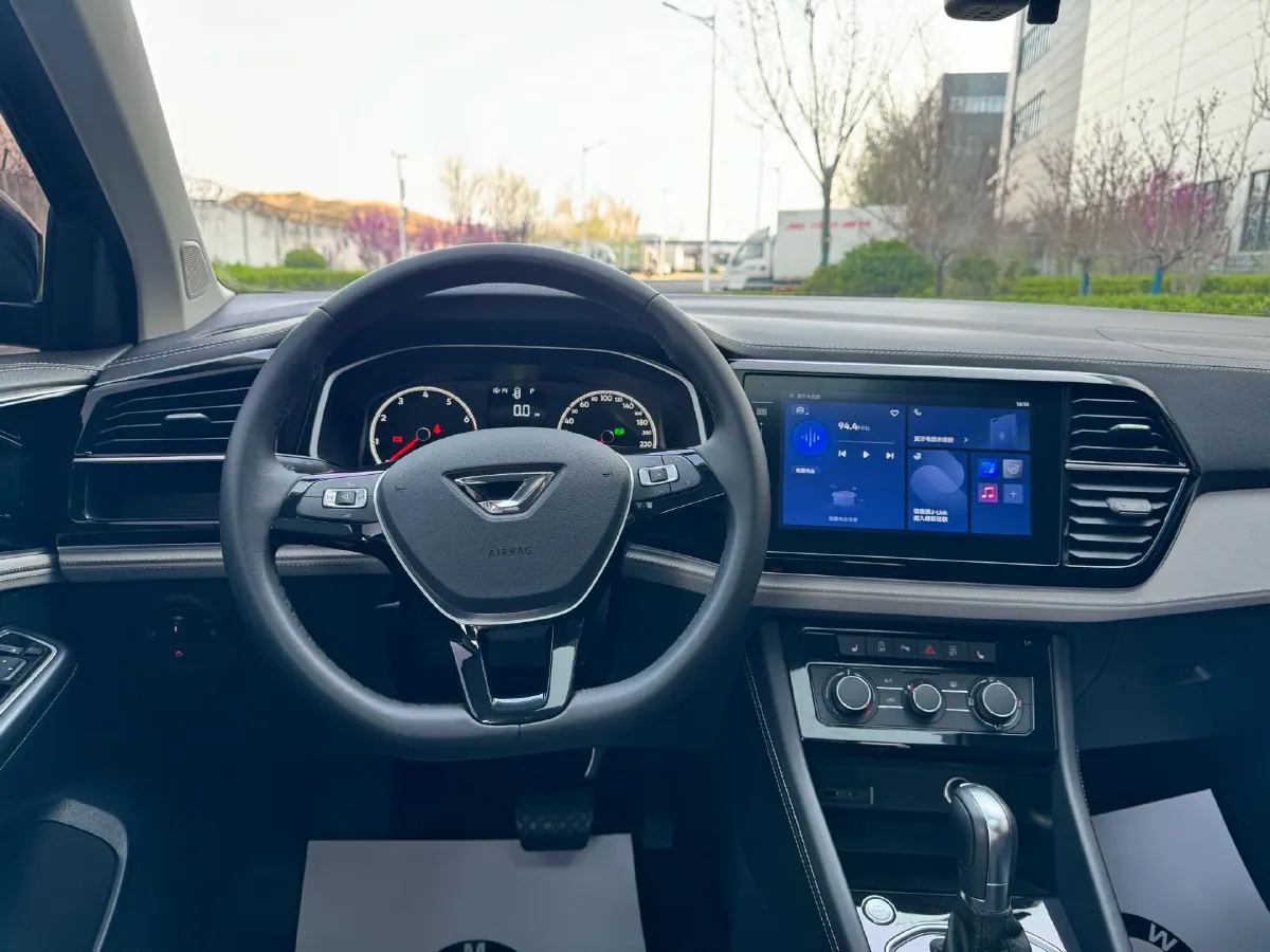 2023 Jetta VS5 1.4T 150HP L4 6AT,autocango,china used car exporter,china ev exporter,chinese used car exporter,chinese used ev exporter