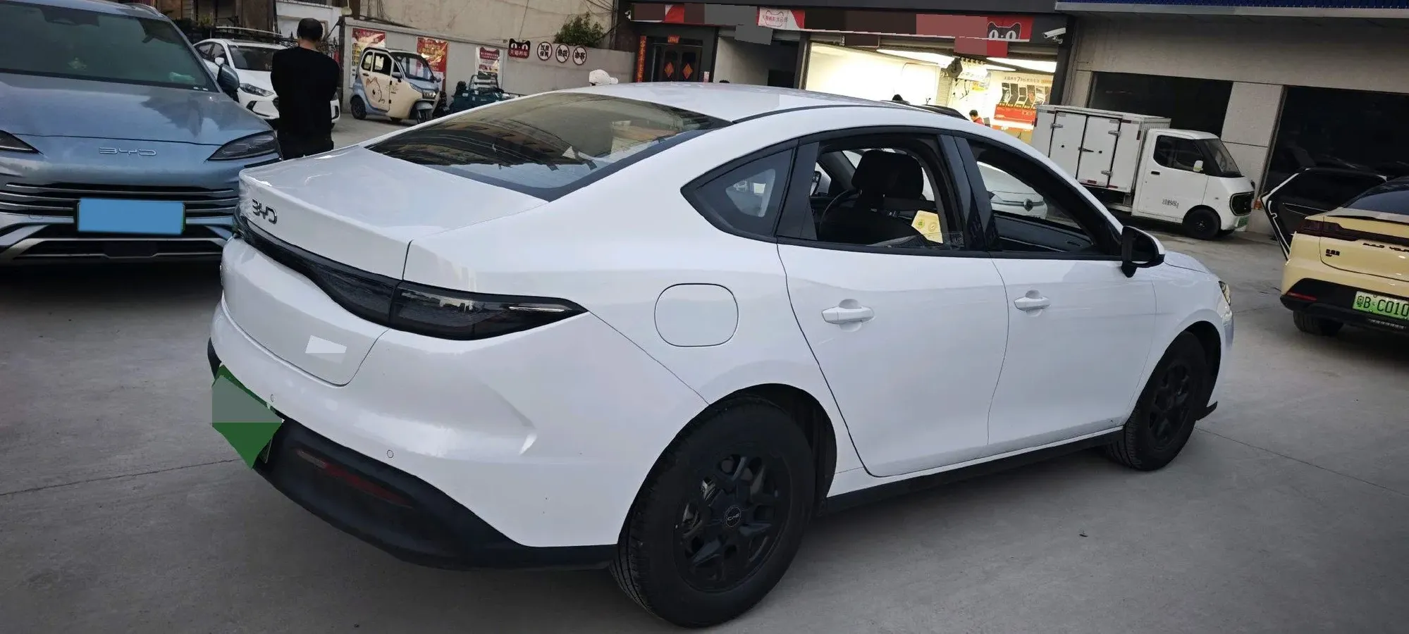 2025 BYD Seal05 DM-i 1.5L 101HP L4 E-CVT PHEV 7.68KWH,autocango,china used car exporter,china ev exporter,chinese used car exporter,chinese used ev exporter