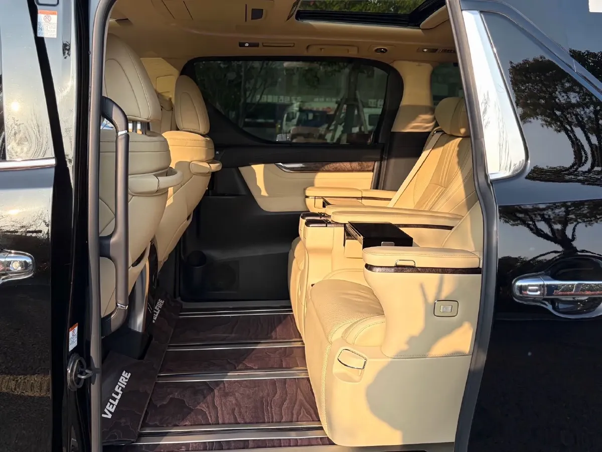 2021 Toyota Vellfire 2.5L 117HP L4 E-CVT Hybrid,autocango,china used car exporter,china ev exporter,chinese used car exporter,chinese used ev exporter