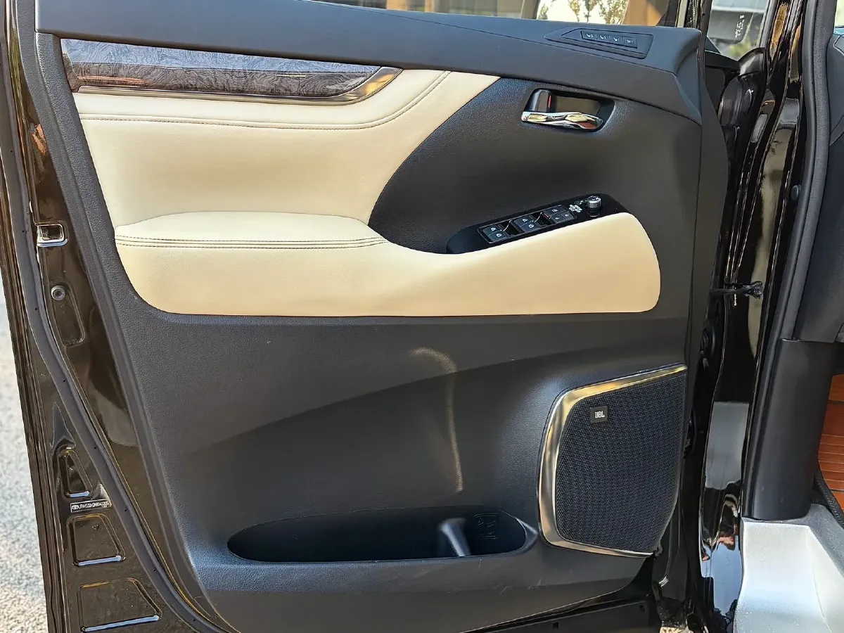 2021 Toyota Vellfire 2.5L 117HP L4 E-CVT Hybrid,autocango,china used car exporter,china ev exporter,chinese used car exporter,chinese used ev exporter