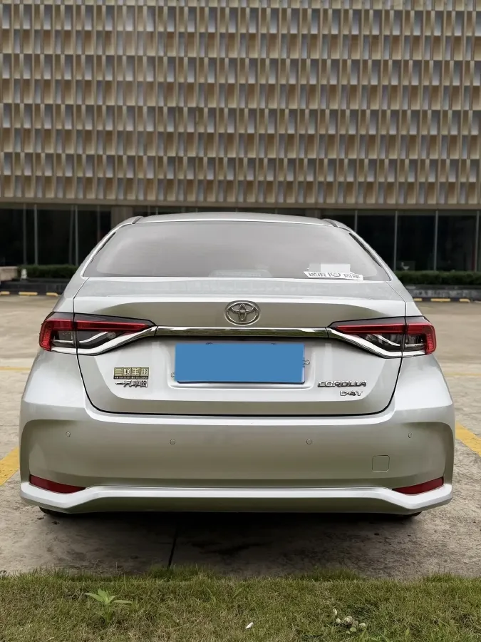 2021 Toyota Corolla 1.2T 116HP L4 CVT,autocango,china used car exporter,china ev exporter,chinese used car exporter,chinese used ev exporter