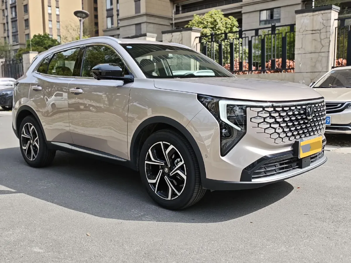 2026 ChangAn CS55 Plus 1.5T 192HP L4 7DCT,autocango,china used car exporter,china ev exporter,chinese used car exporter,chinese used ev exporter