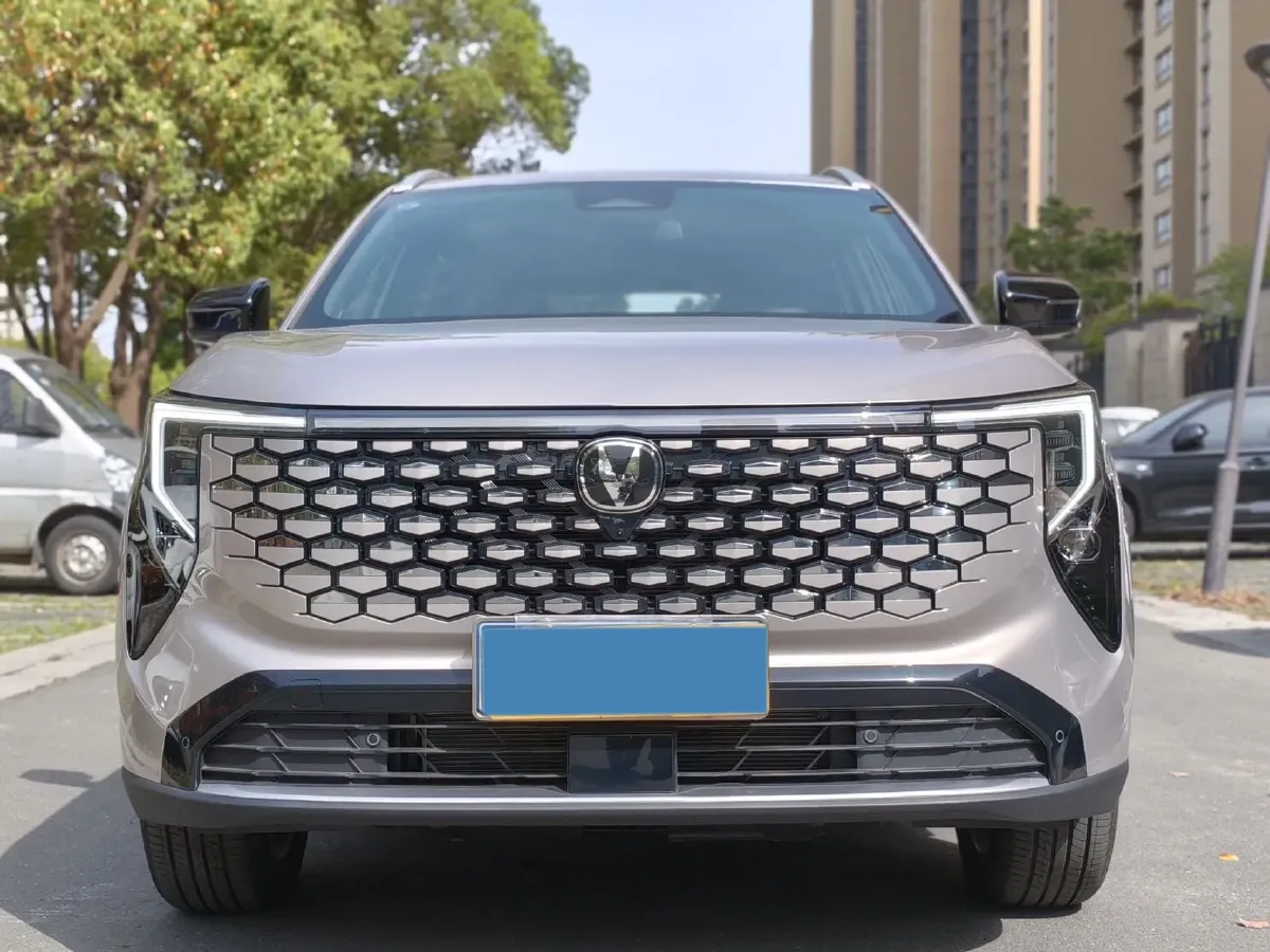 2026 ChangAn CS55 Plus 1.5T 192HP L4 7DCT,autocango,china used car exporter,china ev exporter,chinese used car exporter,chinese used ev exporter