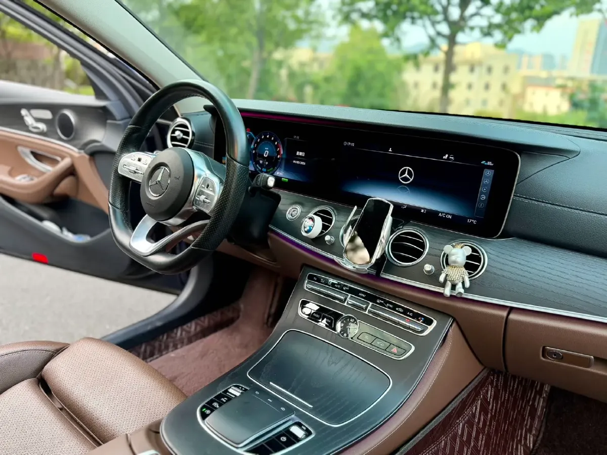 2020 Mercedes-Benz E Class 1.5T 184HP L4 9AT,autocango,china used car exporter,china ev exporter,chinese used car exporter,chinese used ev exporter