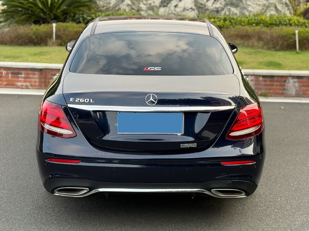 2020 Mercedes-Benz E Class 1.5T 184HP L4 9AT,autocango,china used car exporter,china ev exporter,chinese used car exporter,chinese used ev exporter