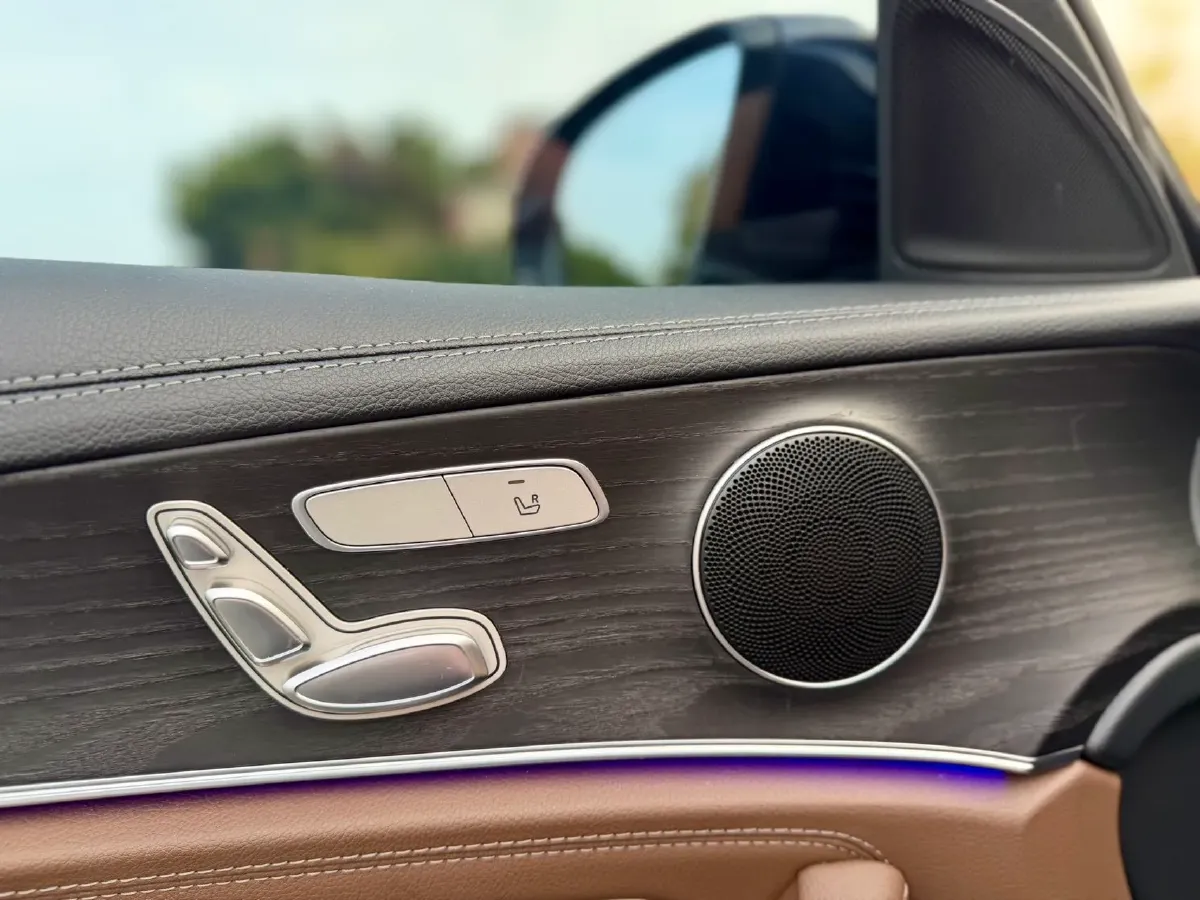 2020 Mercedes-Benz E Class 1.5T 184HP L4 9AT,autocango,china used car exporter,china ev exporter,chinese used car exporter,chinese used ev exporter