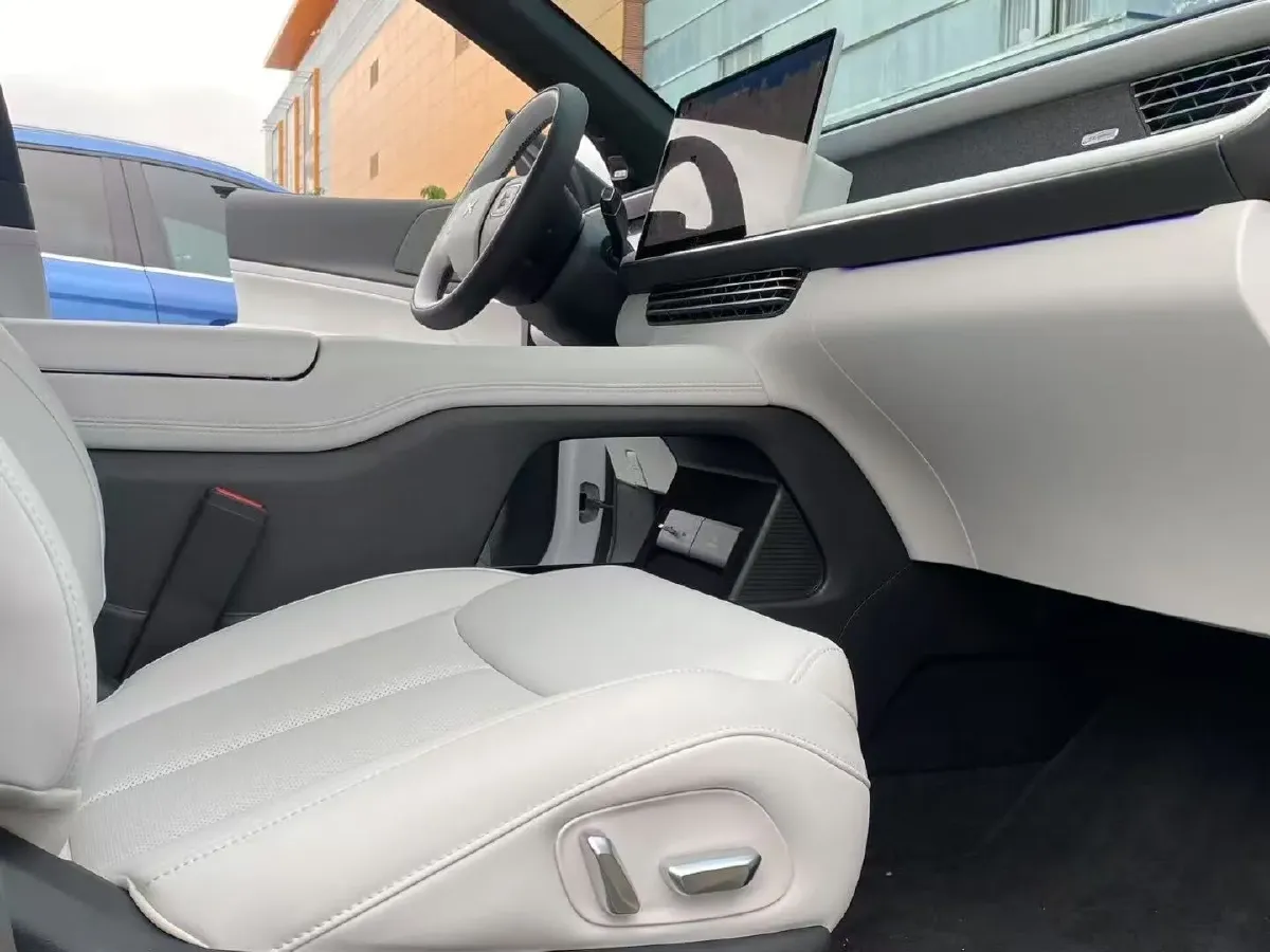 2023 Xpeng G6 BEV 66KWH,autocango,china used car exporter,china ev exporter,chinese used car exporter,chinese used ev exporter