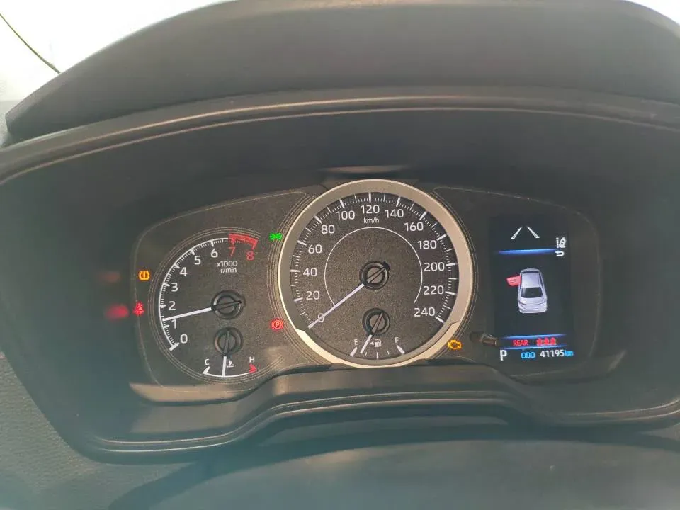 2021 Toyota Corolla 1.2T 116HP L4 CVT,autocango,china used car exporter,china ev exporter,chinese used car exporter,chinese used ev exporter